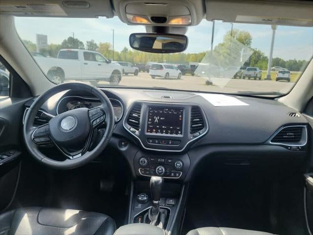 2023 Jeep Cherokee Altitude Lux