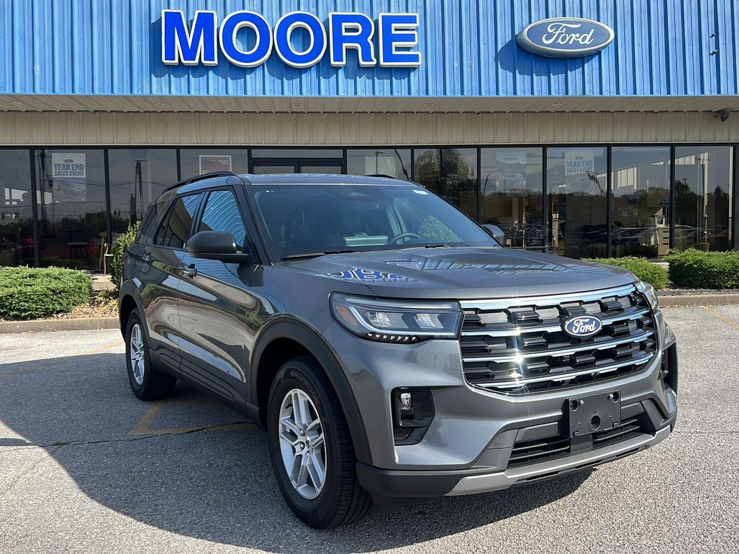 2027 Ford Explorer Active w/200A Pkg