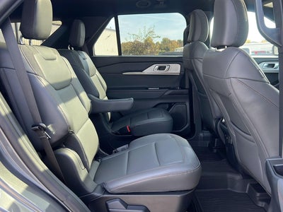 2027 Ford Explorer Active w/200A Pkg