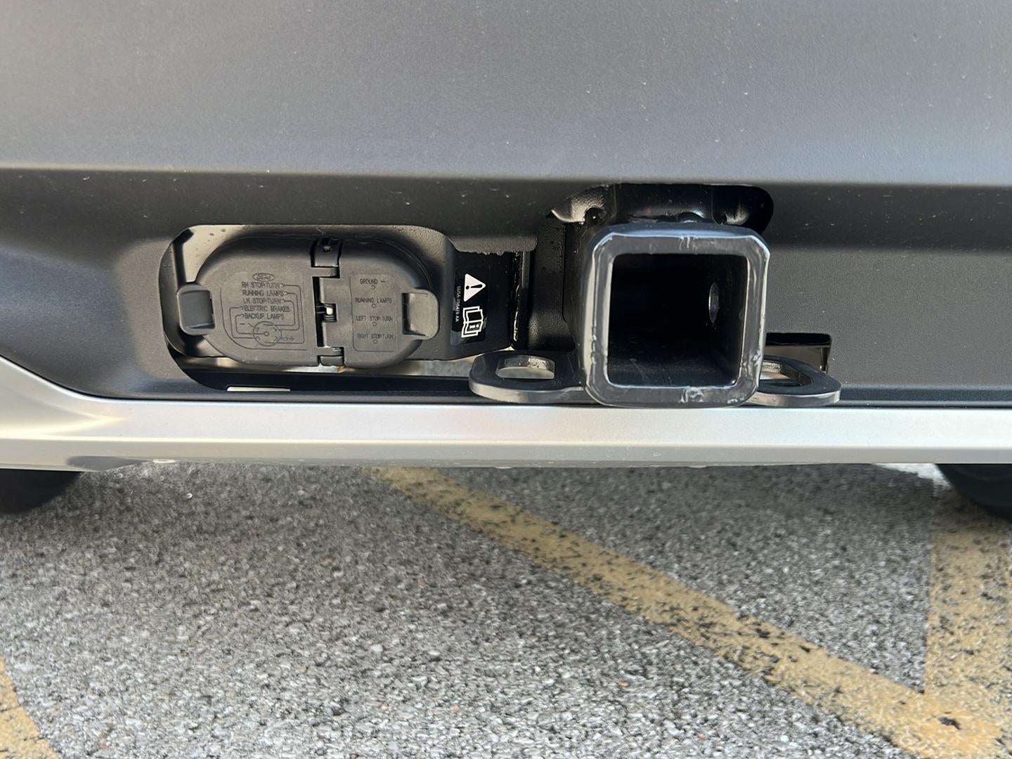 2027 Ford Explorer Active w/200A Pkg