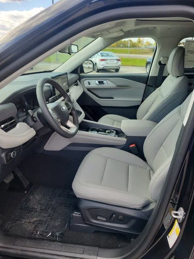 2026 Ford Explorer Active w/100A Pkg