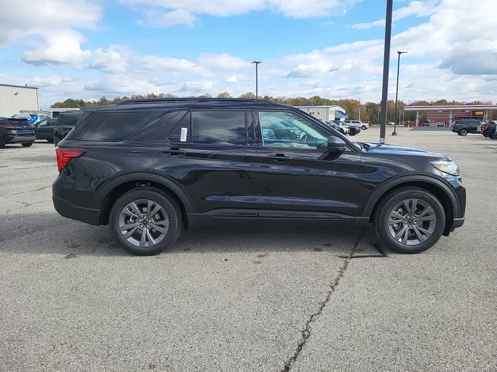 2026 Ford Explorer Active w/100A Pkg