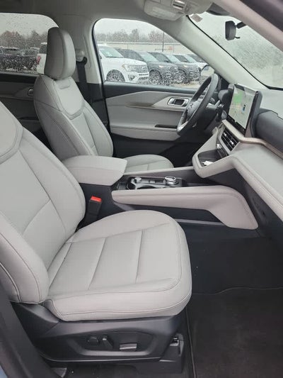 2026 Ford Explorer Active w/100A Pkg