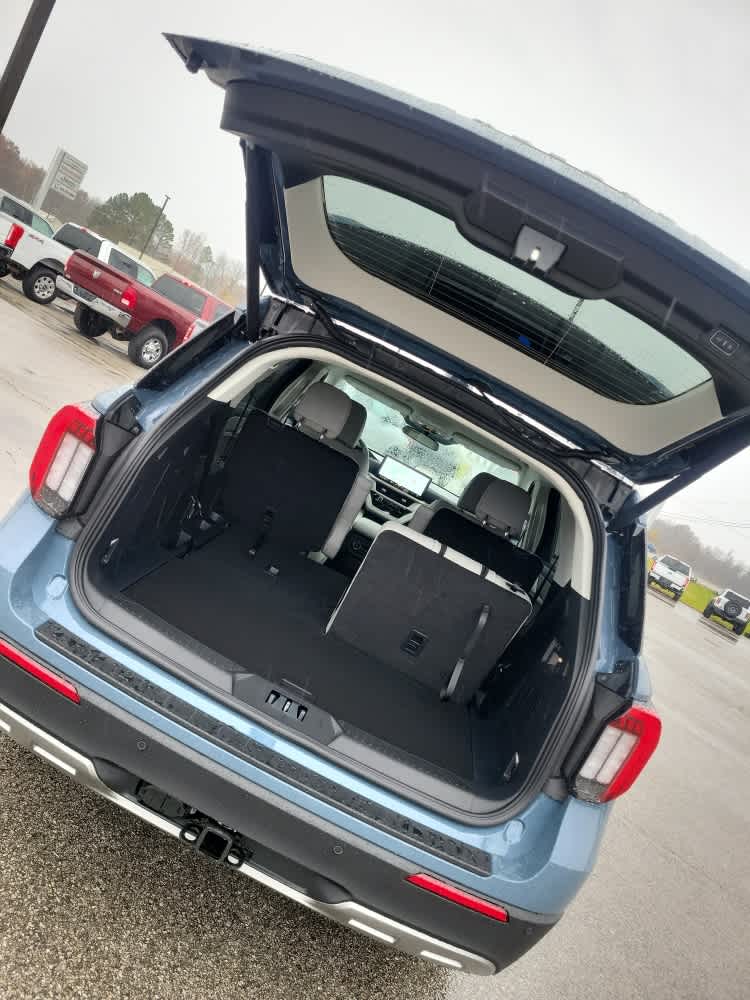 2026 Ford Explorer Active w/100A Pkg