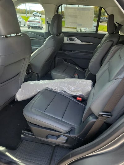 2026 Ford Explorer Active w/100A Pkg