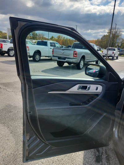 2026 Ford Explorer Active w/100A Pkg