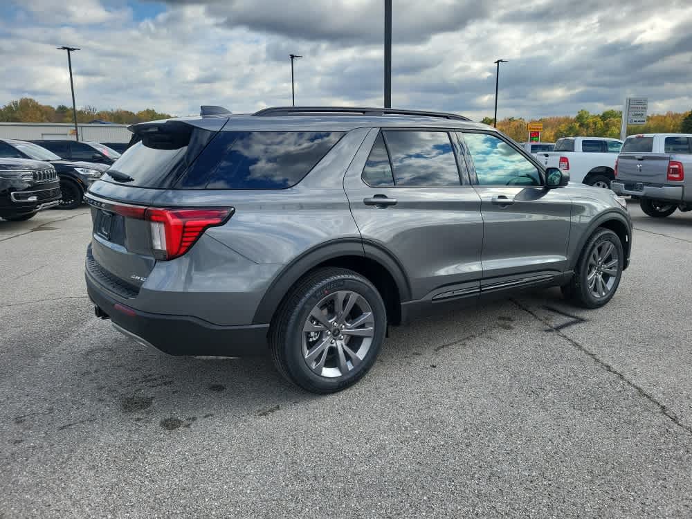 2026 Ford Explorer Active w/100A Pkg