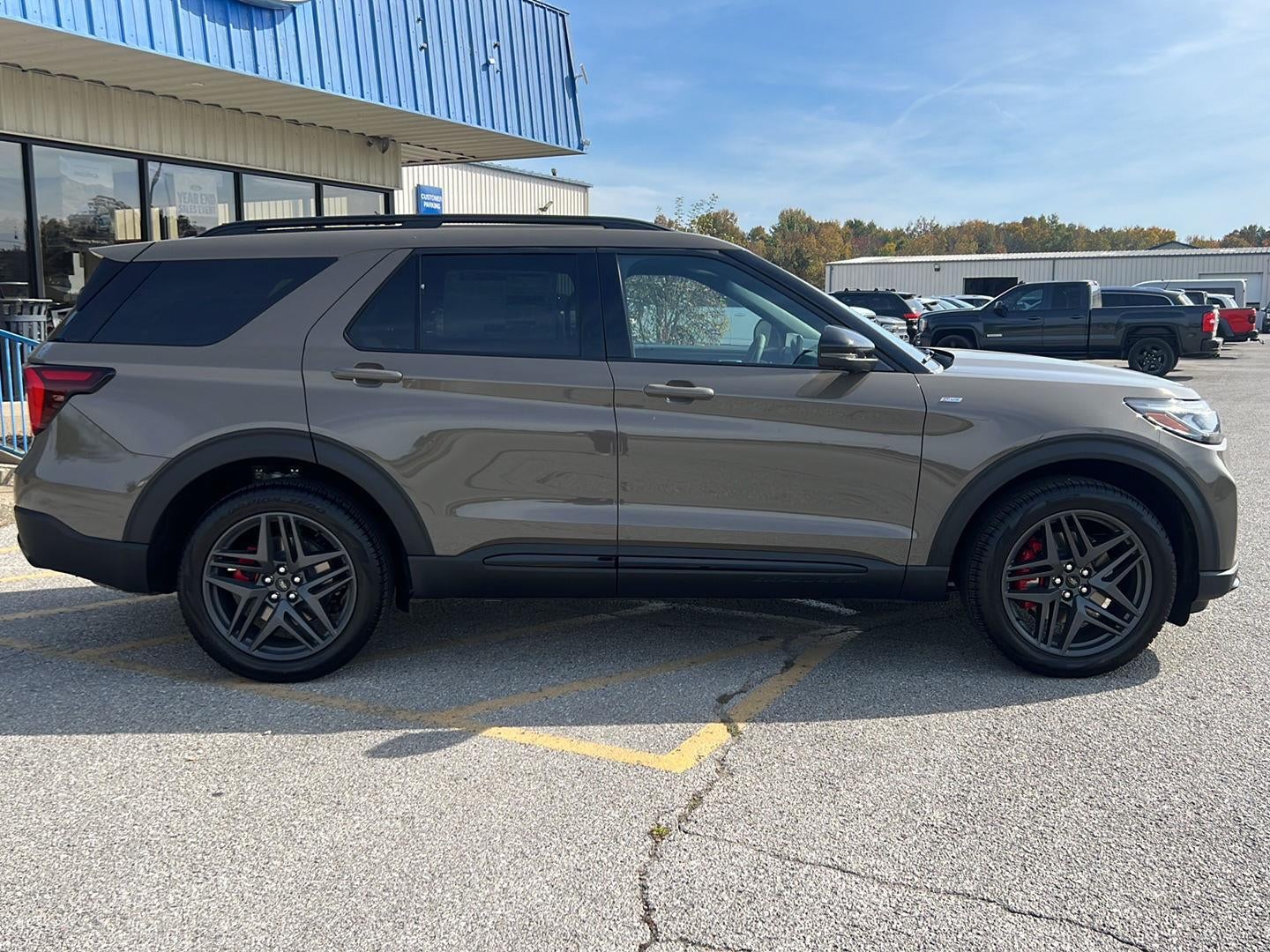 2027 Ford Explorer ST-Line