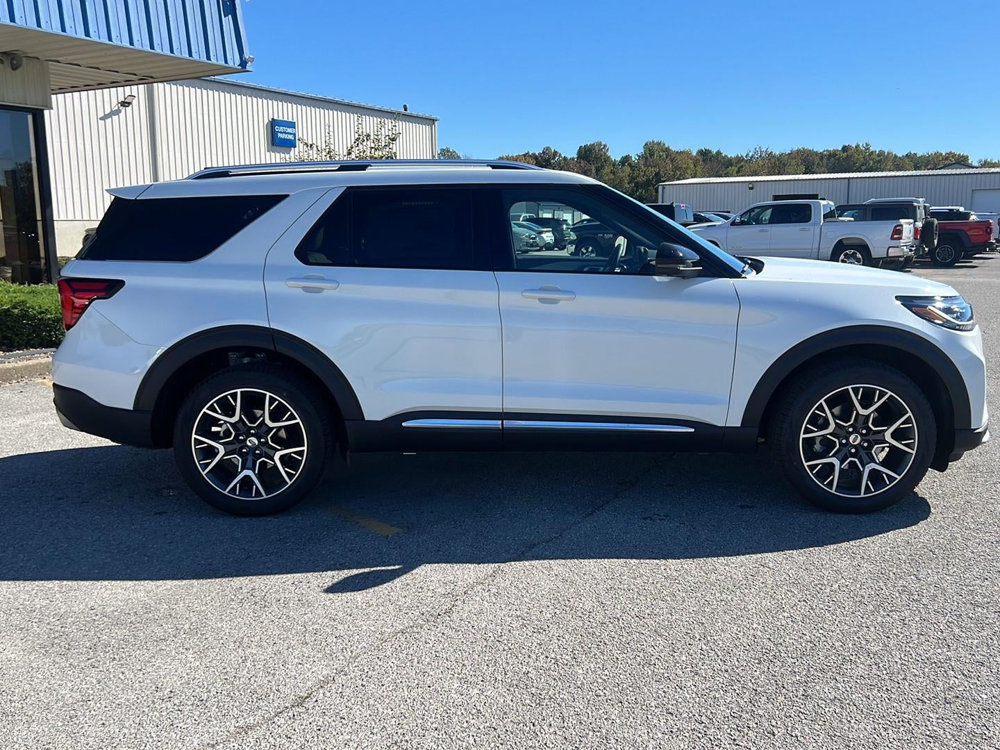 2027 Ford Explorer Platinum