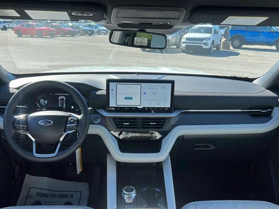 2027 Ford Explorer Platinum