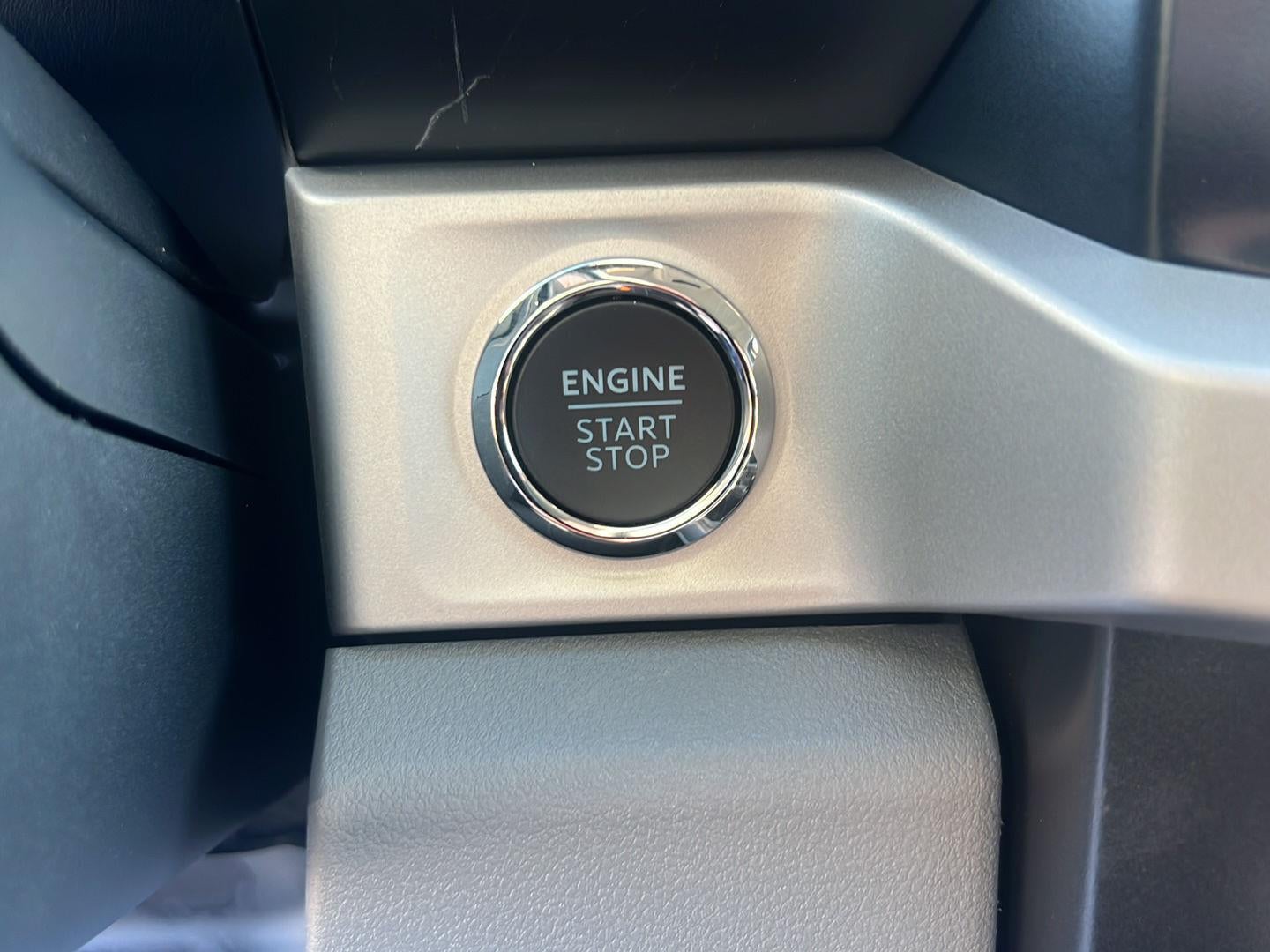 2027 Ford Super Duty F-250 SRW XLT