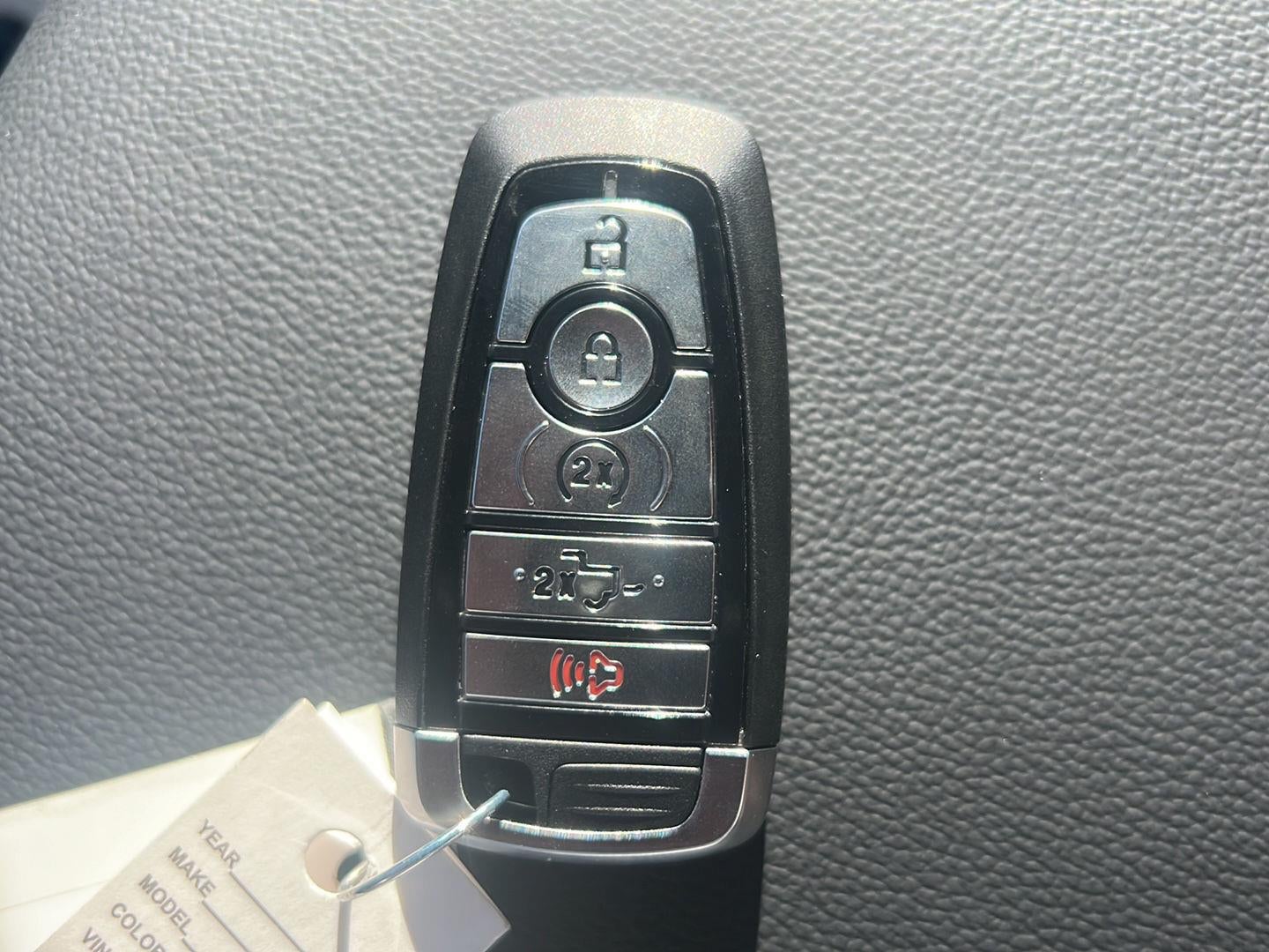 2027 Ford Super Duty F-250 SRW XLT