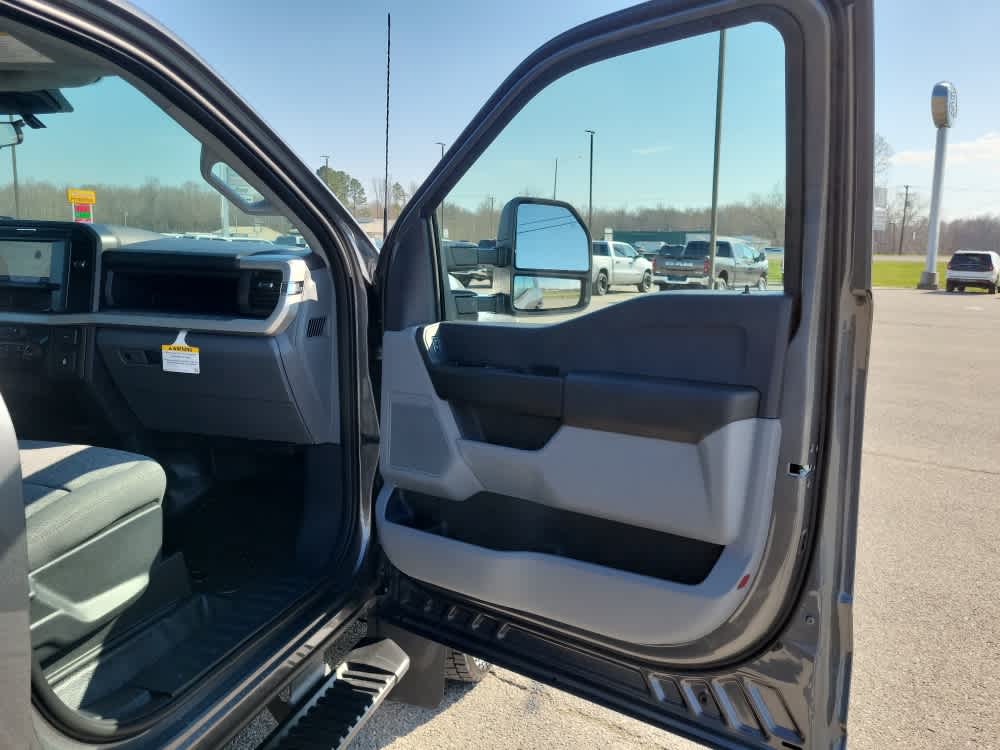 2026 Ford Super Duty F-450 DRW XL