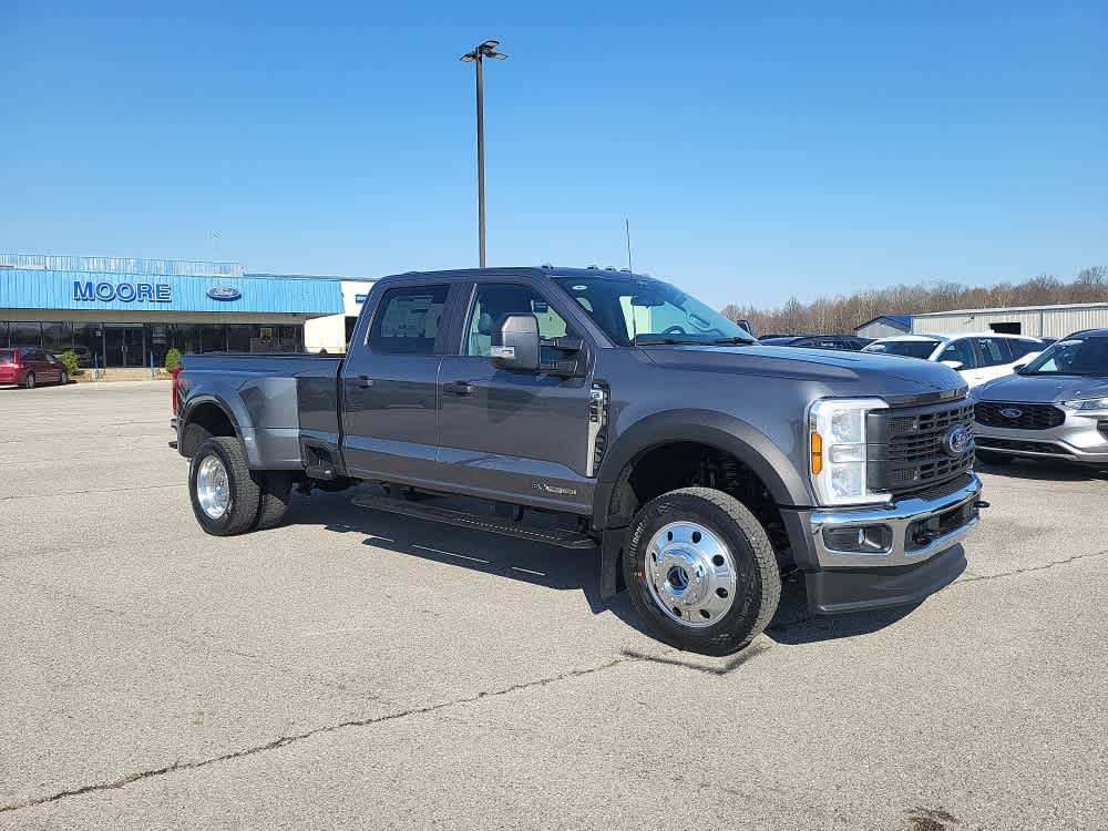 2026 Ford Super Duty F-450 DRW XL