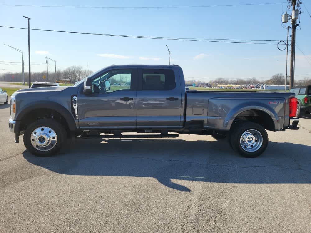 2026 Ford Super Duty F-450 DRW XL