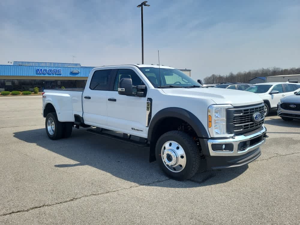 2026 Ford Super Duty F-450 DRW XL