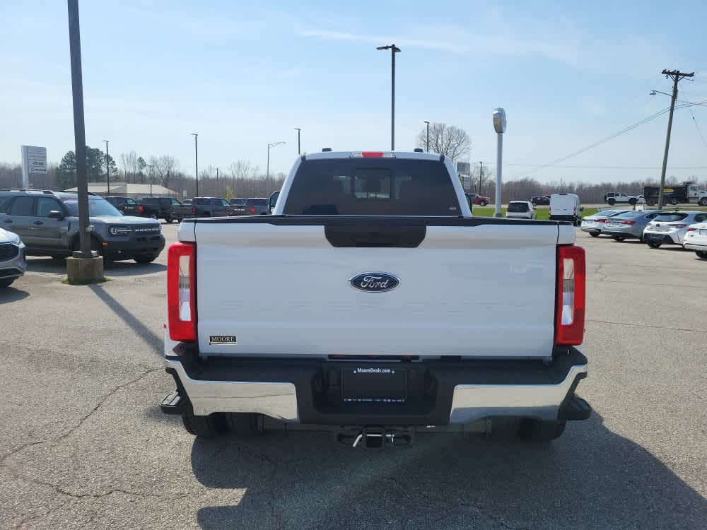 2026 Ford Super Duty F-450 DRW XL
