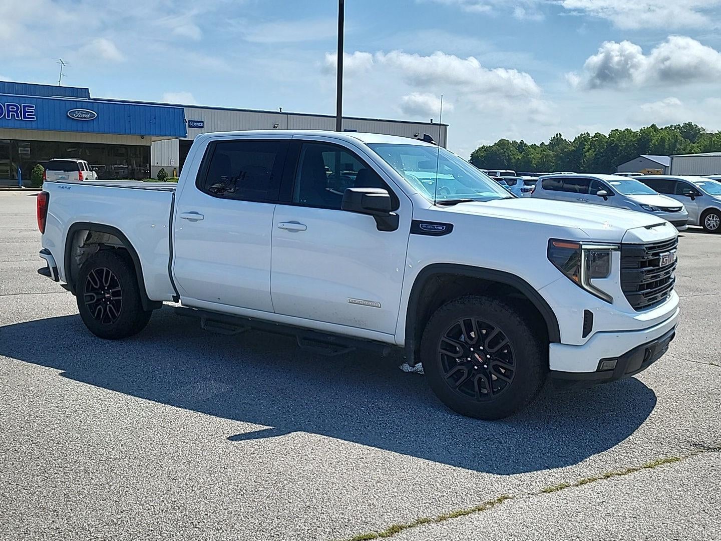 2024 GMC Sierra 1500 Elevation