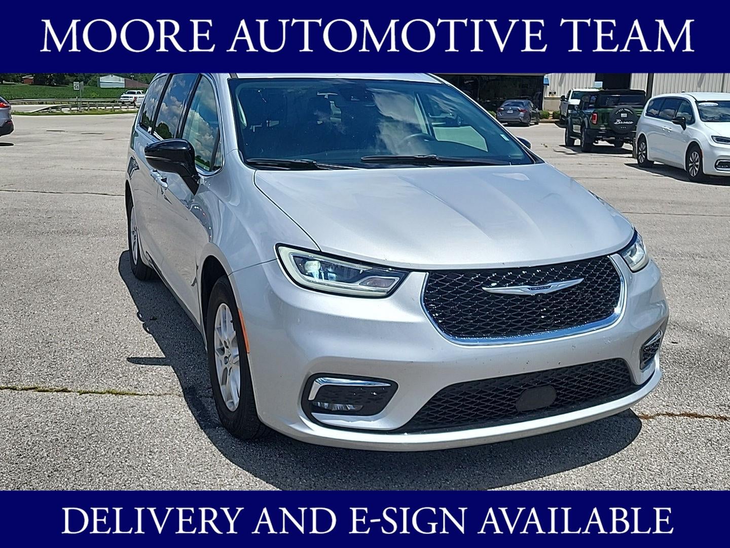 2024 Chrysler Pacifica Touring L