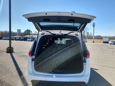 2024 Chrysler Pacifica Hybrid Hybrid S Appearance Pkg