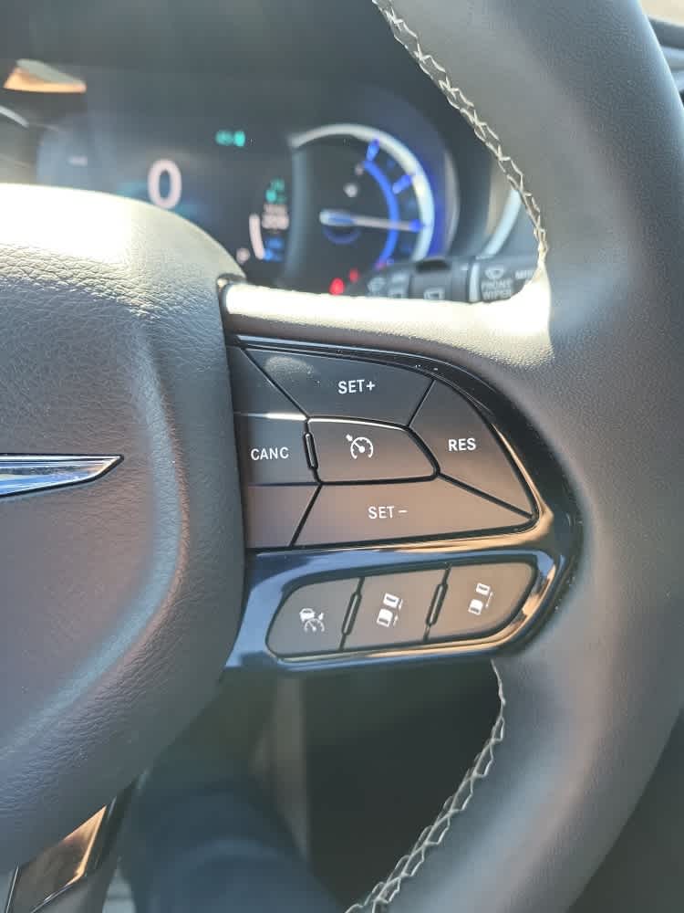 2024 Chrysler Pacifica Hybrid Hybrid S Appearance Pkg