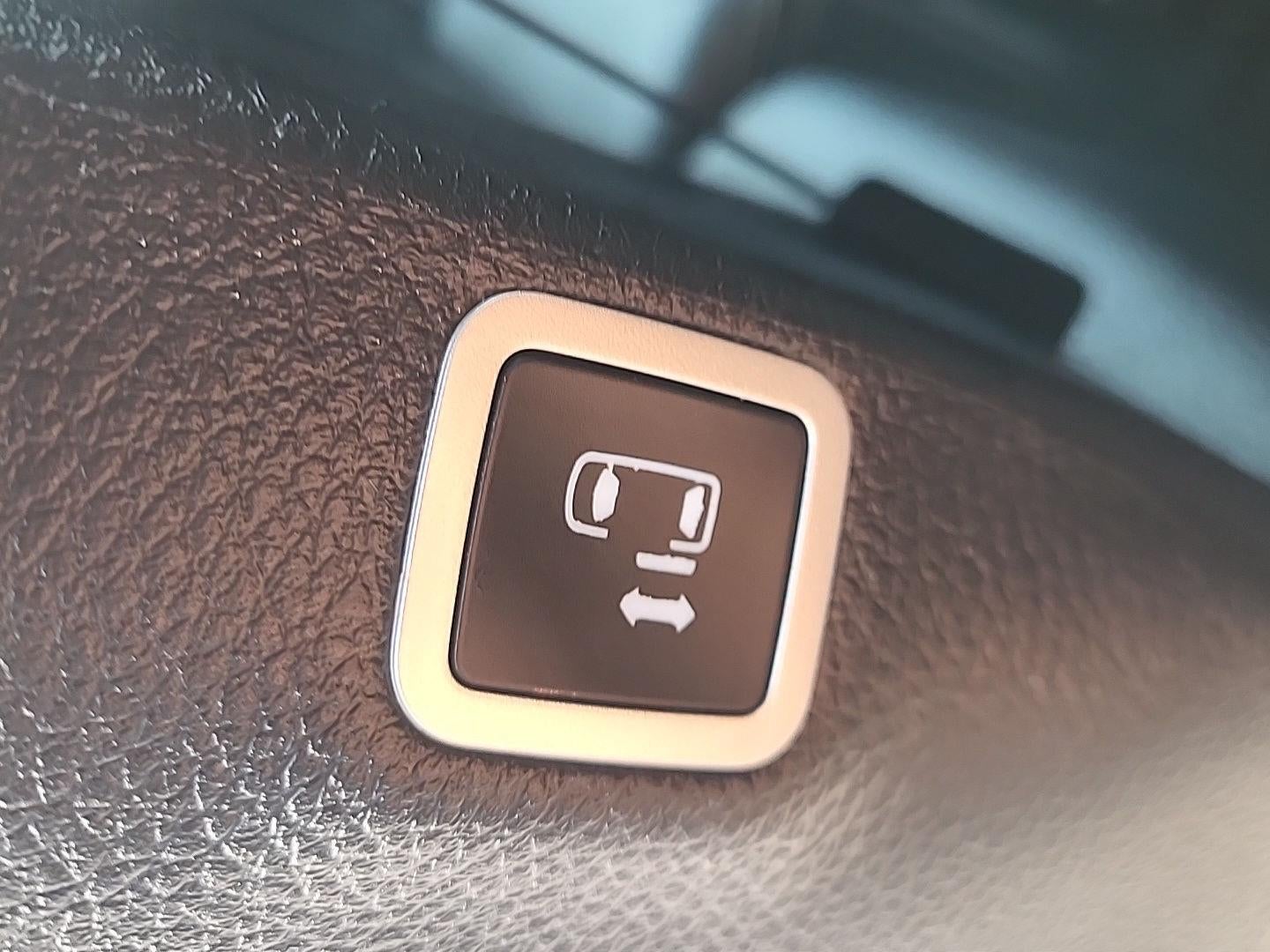 2024 Chrysler Pacifica Hybrid S Appearance Pkg