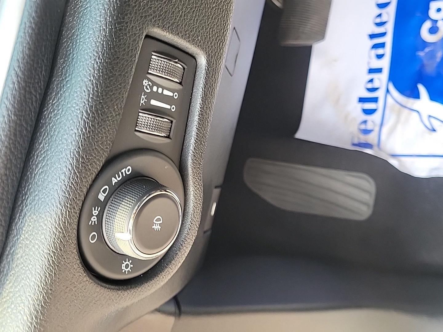 2024 Chrysler Pacifica Hybrid S Appearance Pkg