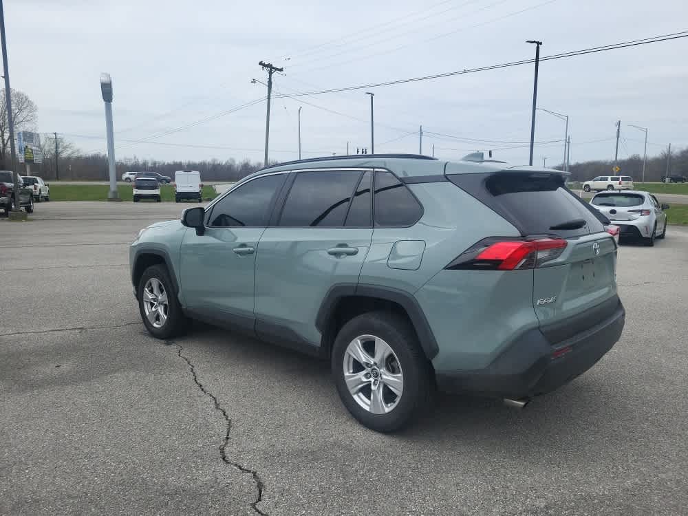 2020 Toyota RAV4 XLE