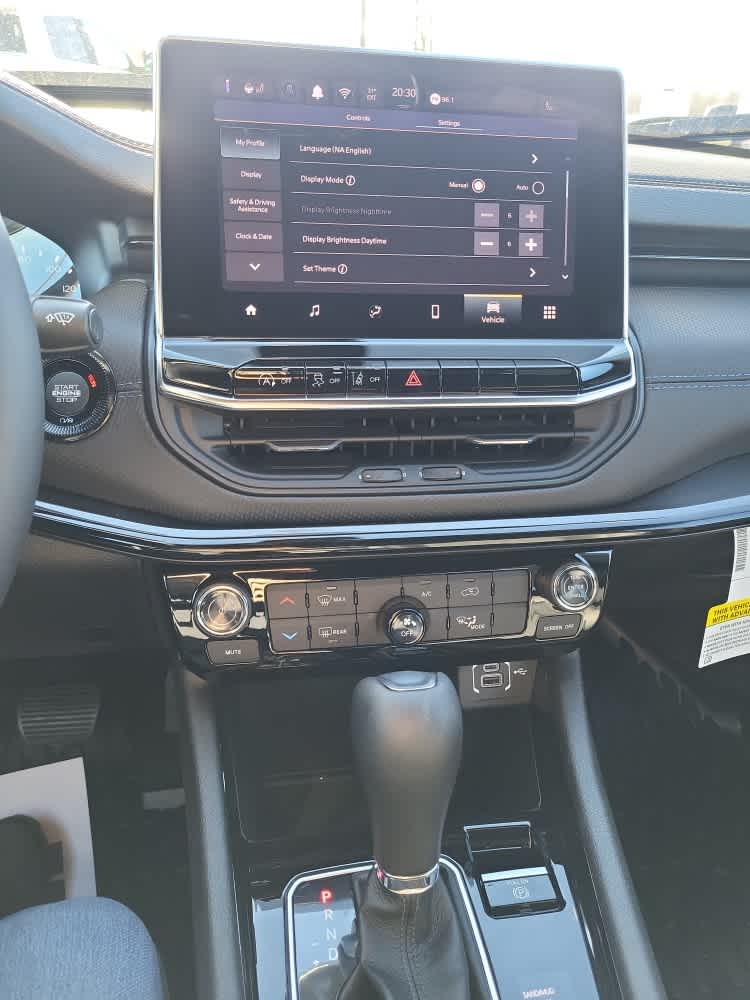 2026 Jeep Compass Latitude Altitude