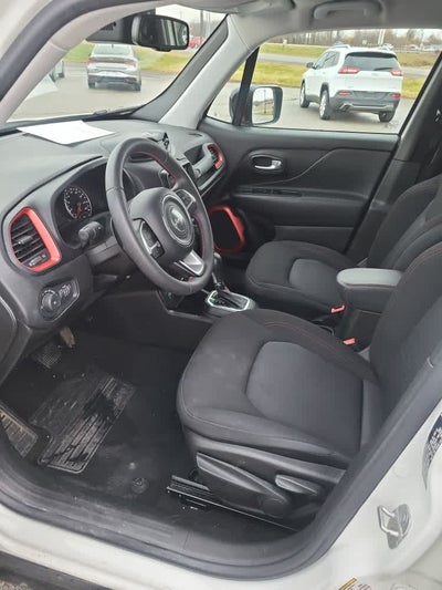 2023 Jeep Renegade Trailhawk