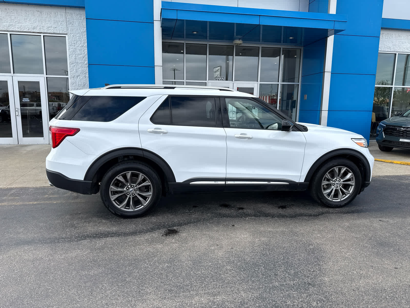 2023 Ford Explorer Limited