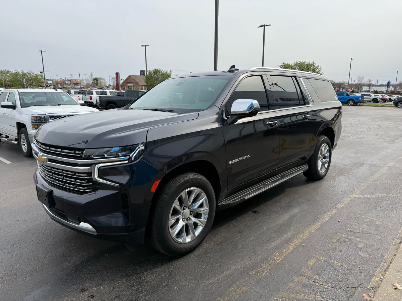 2023 Chevrolet Suburban Premier