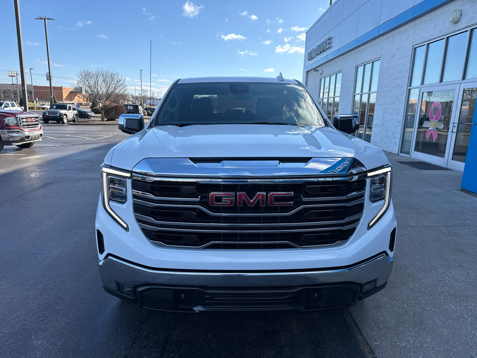 2024 GMC Sierra 1500 SLT