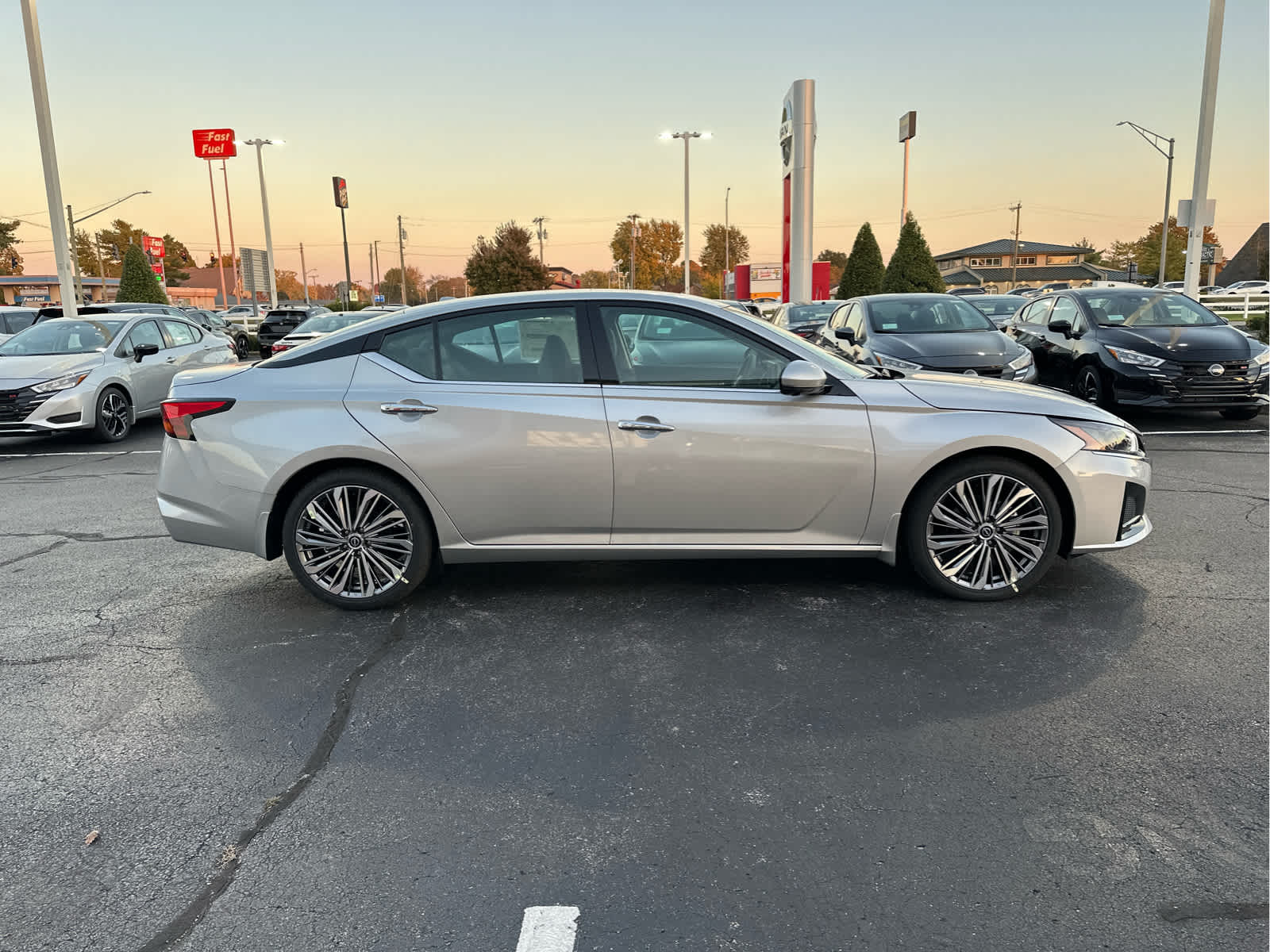 2025 Nissan Altima SL