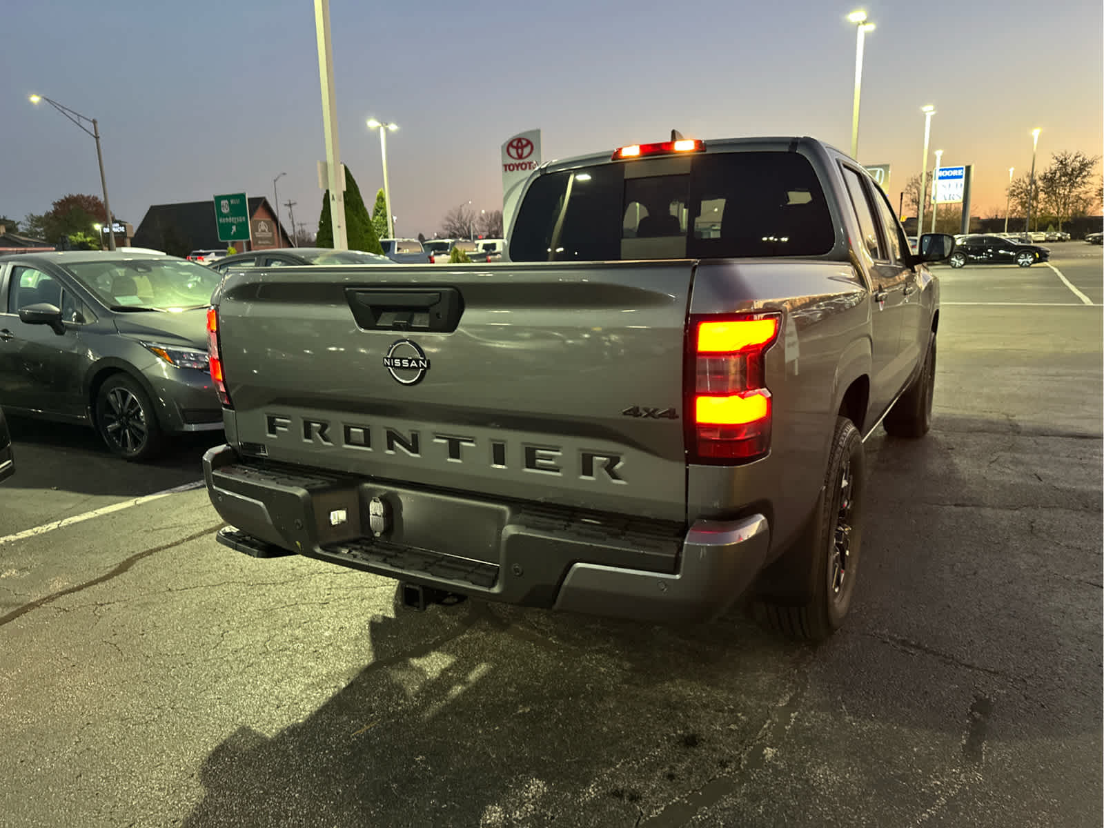 2026 Nissan Frontier SV