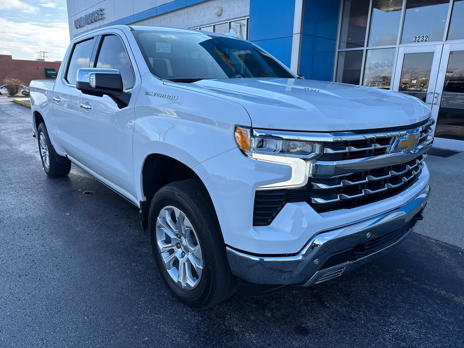 2023 Chevrolet Silverado 1500 LTZ