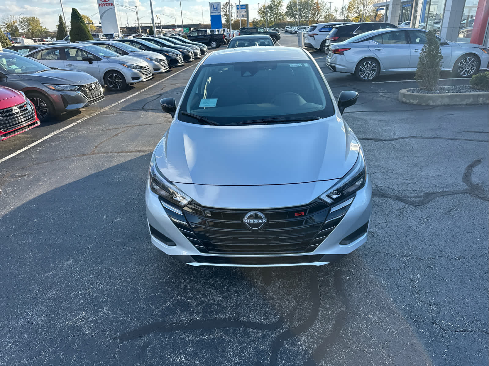 2025 Nissan Versa SR