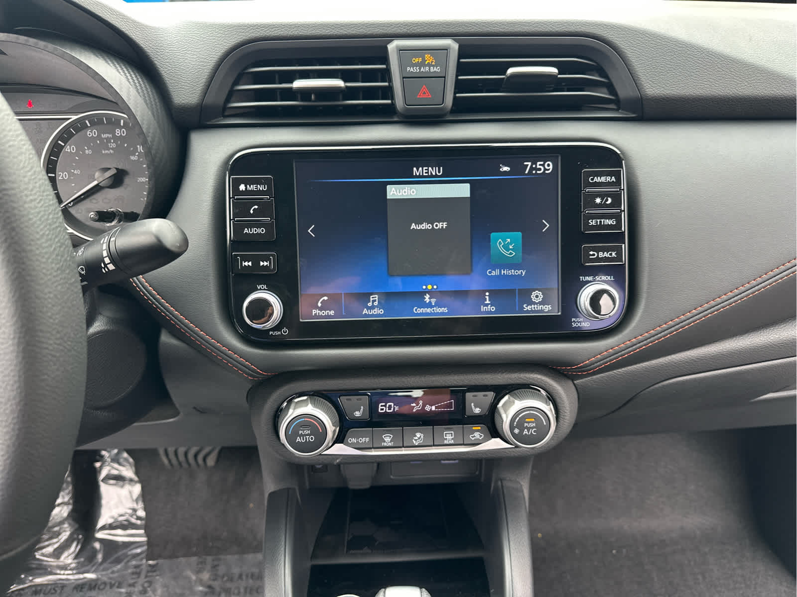 2025 Nissan Versa SR