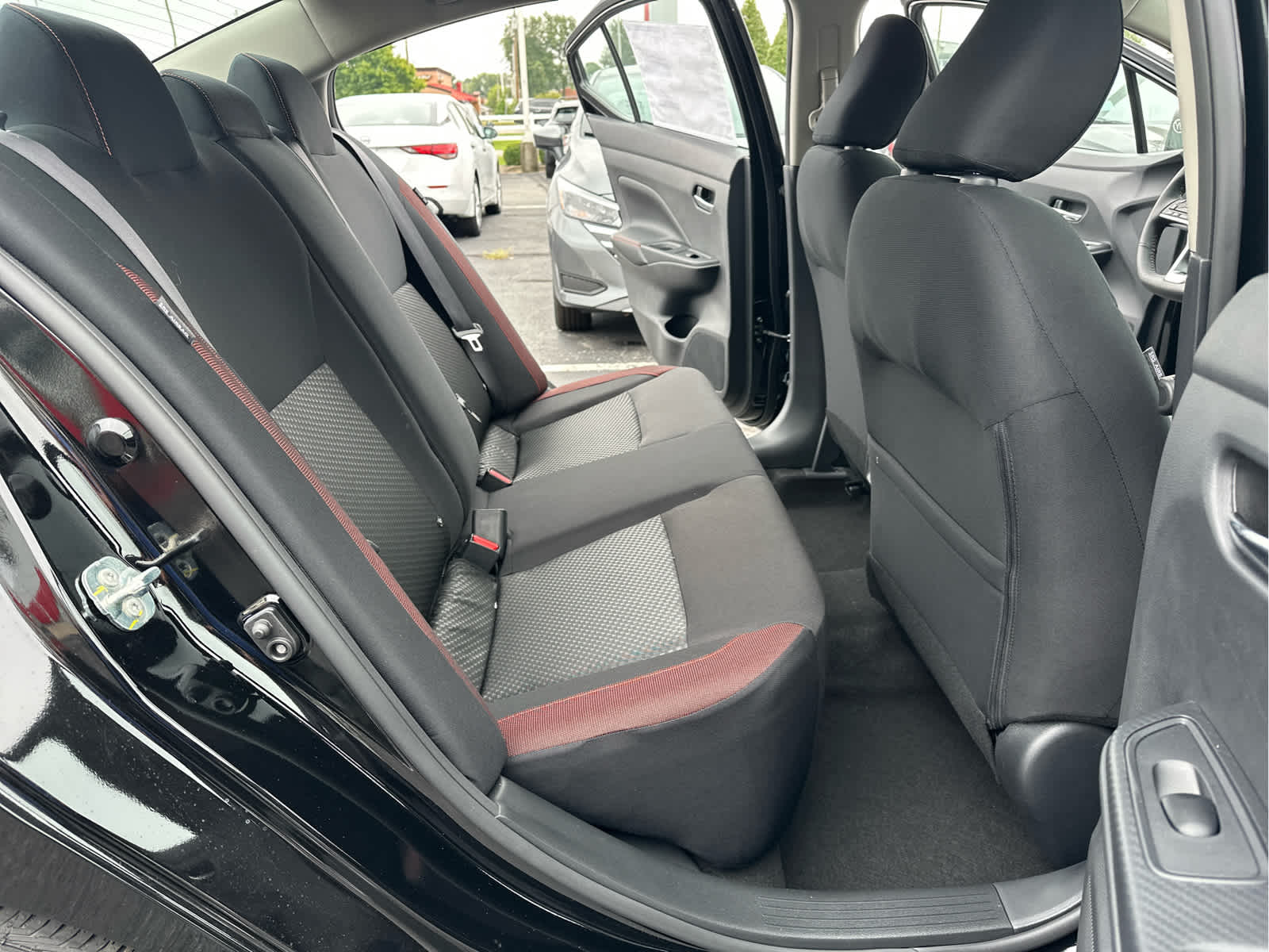 2025 Nissan Versa SR