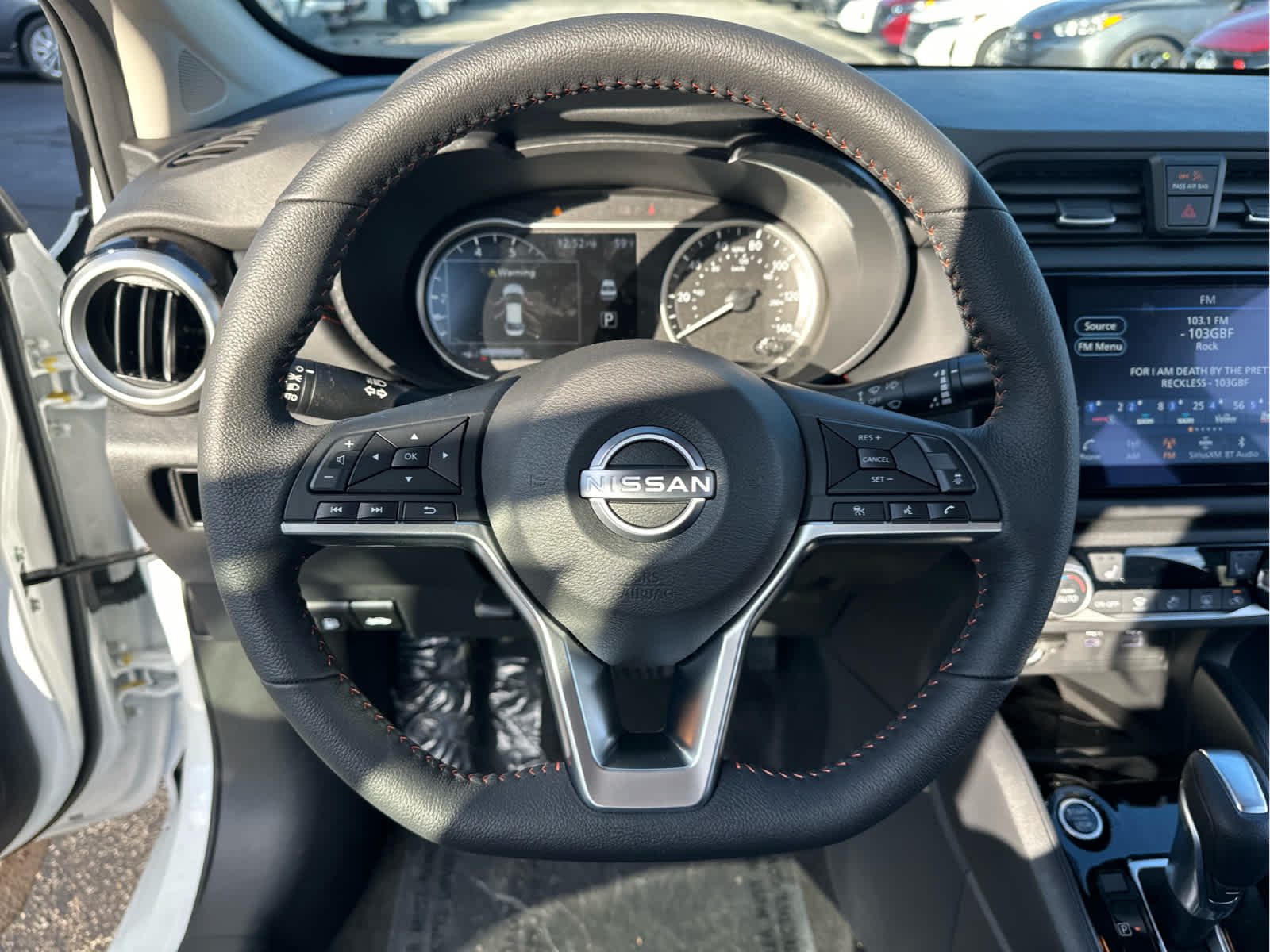 2025 Nissan Versa SR