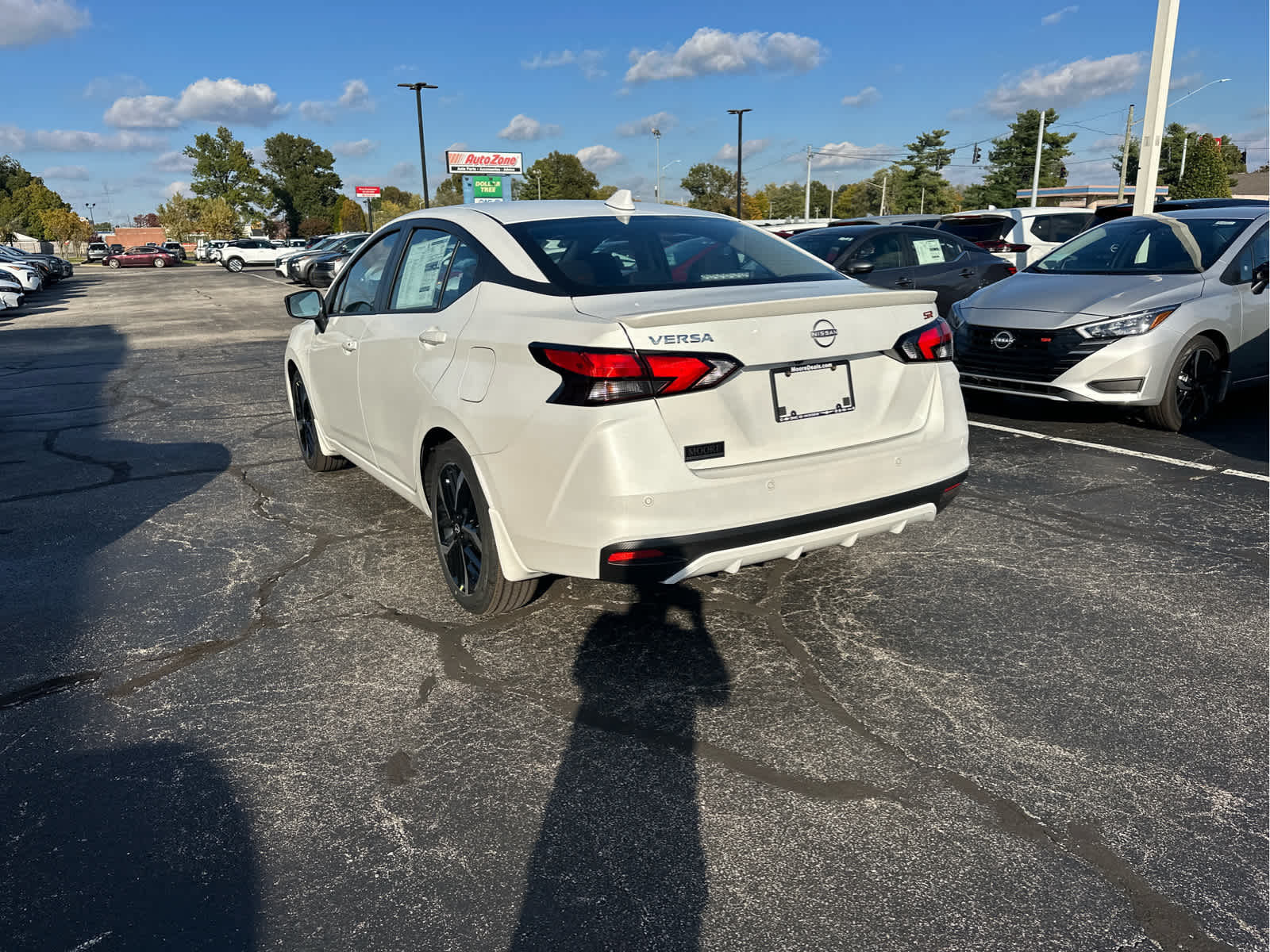 2025 Nissan Versa SR