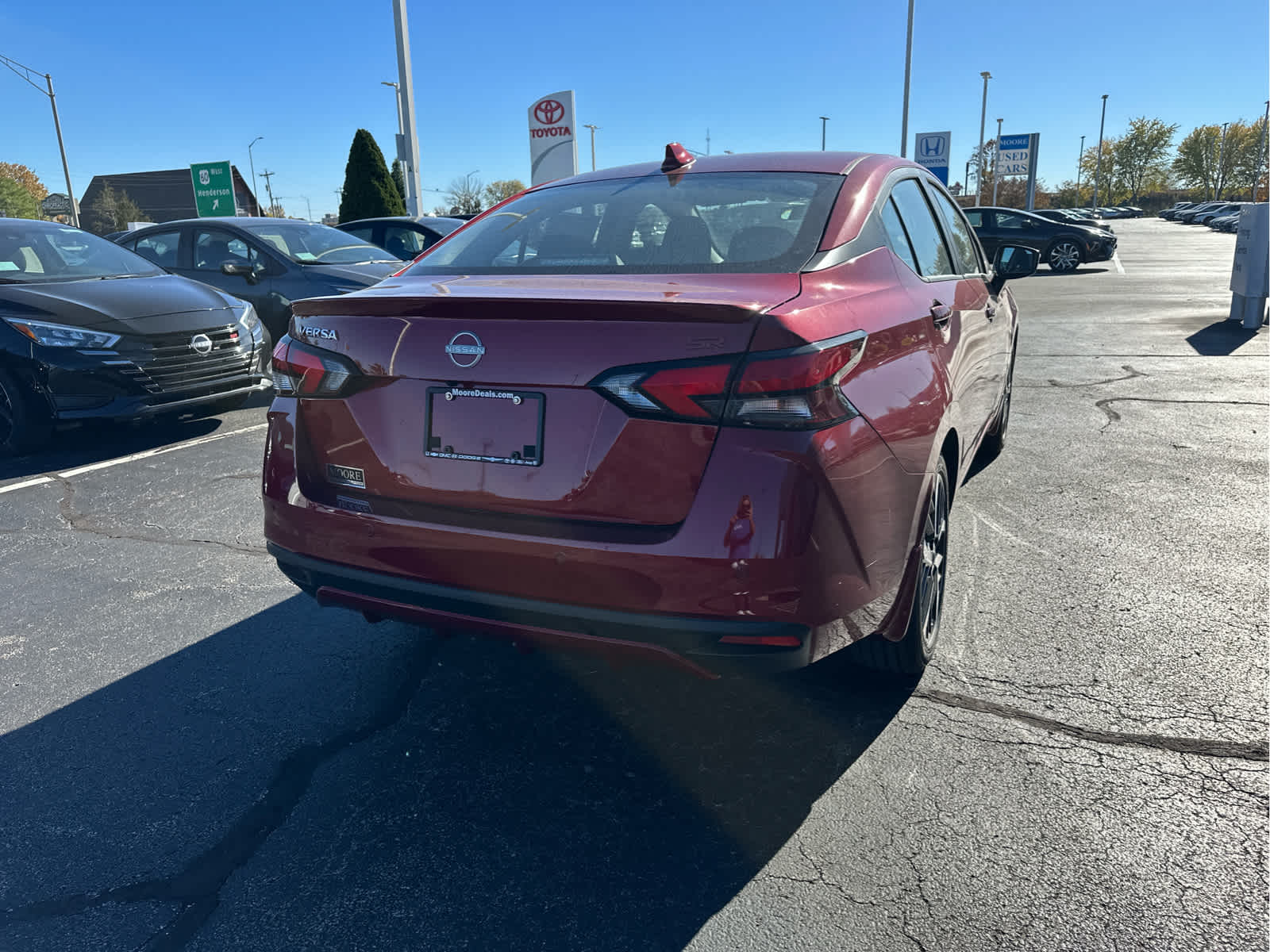 2025 Nissan Versa SR