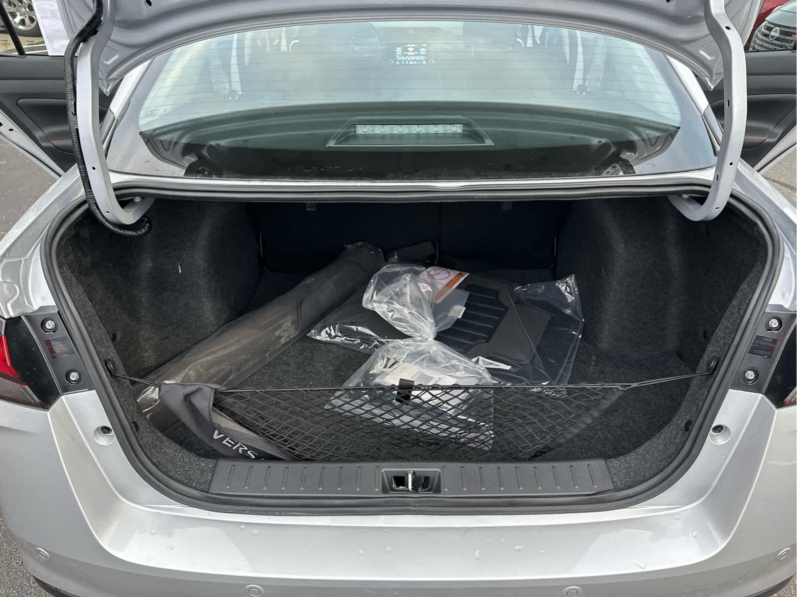 2025 Nissan Versa SR