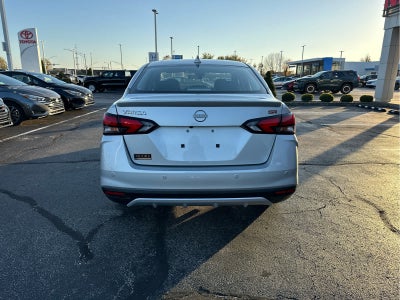 2025 Nissan Versa SR