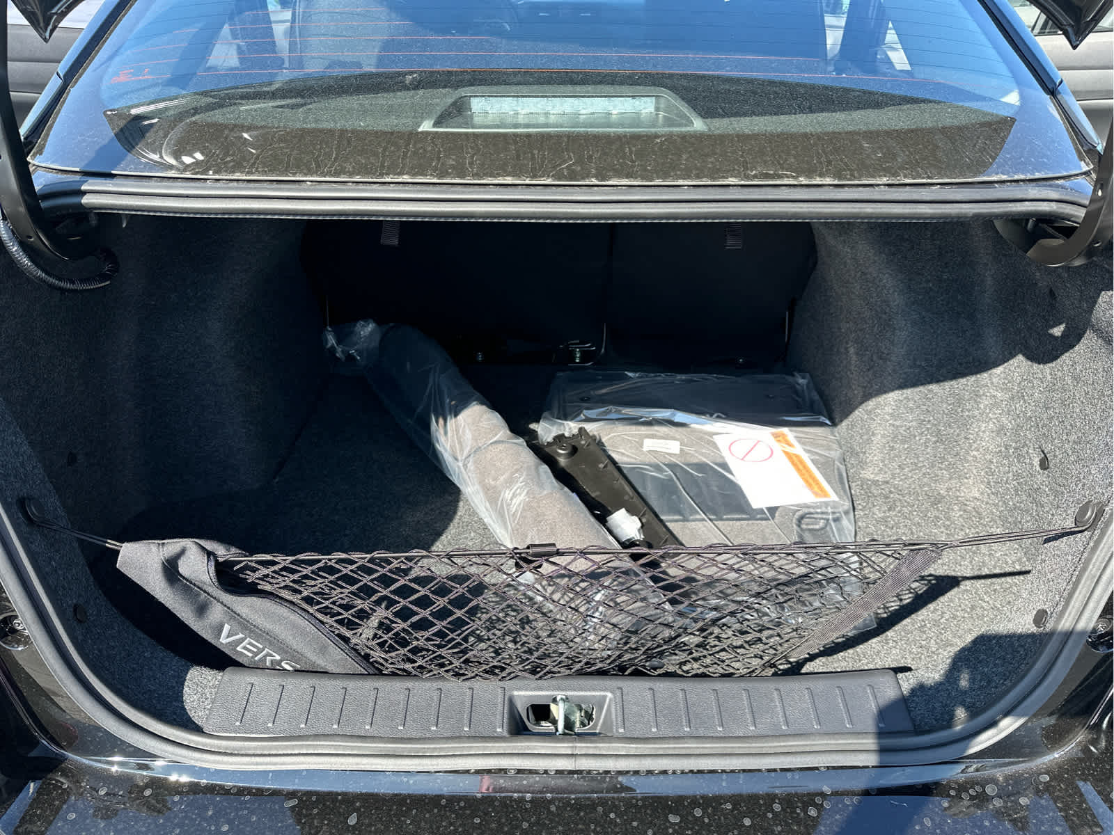 2025 Nissan Versa SR