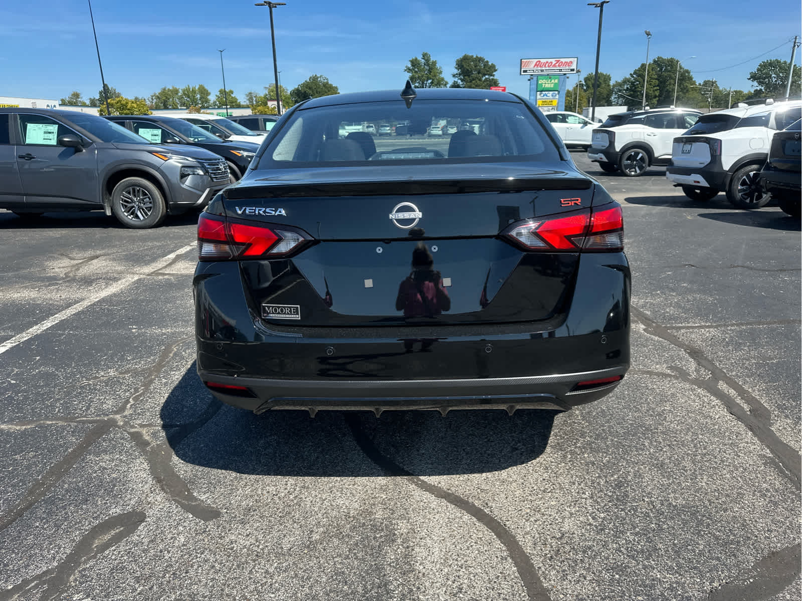 2025 Nissan Versa SR