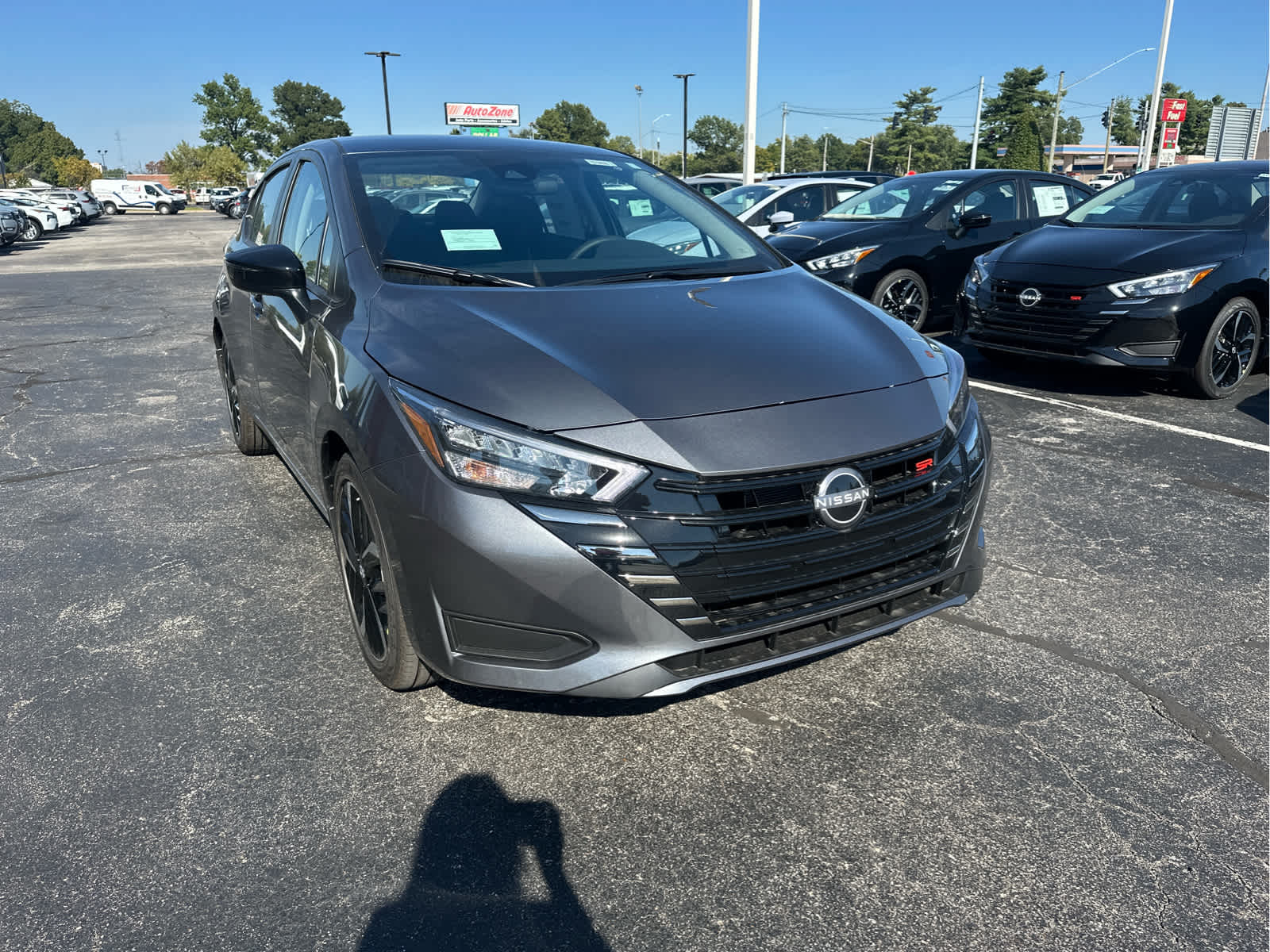 2025 Nissan Versa SR
