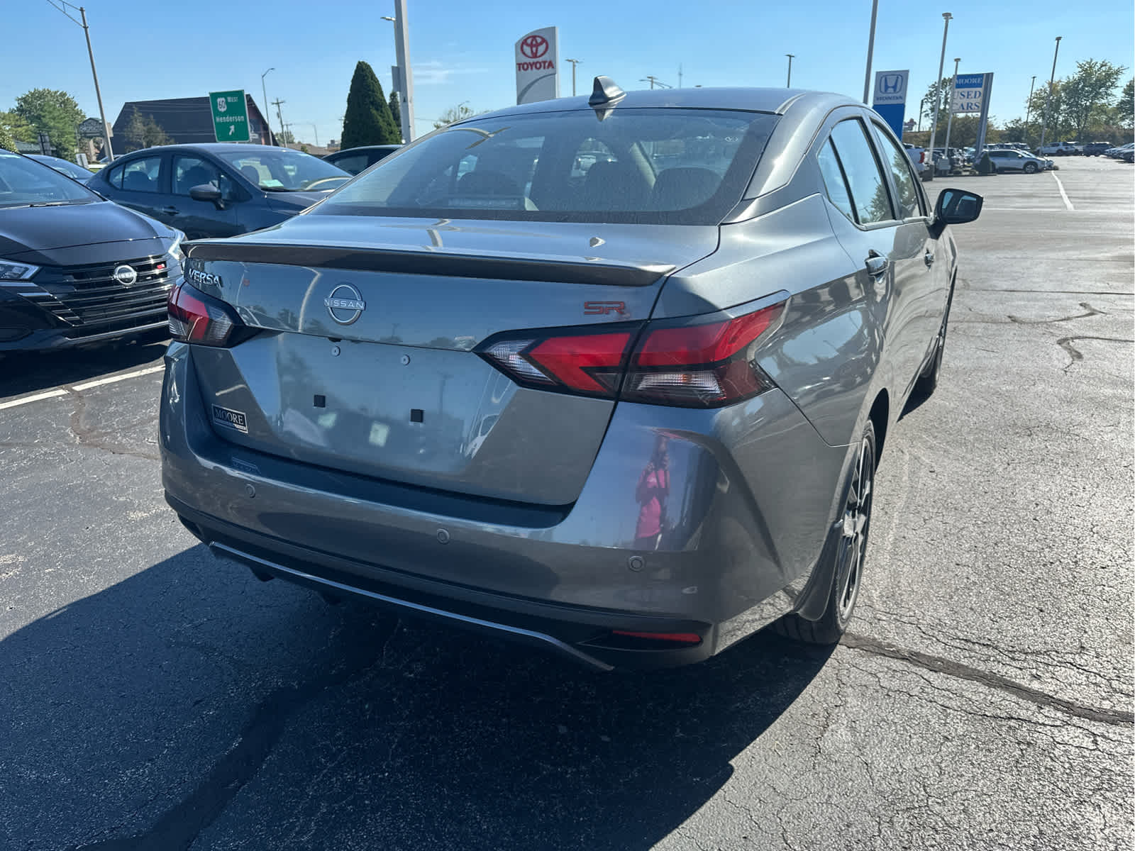 2025 Nissan Versa SR