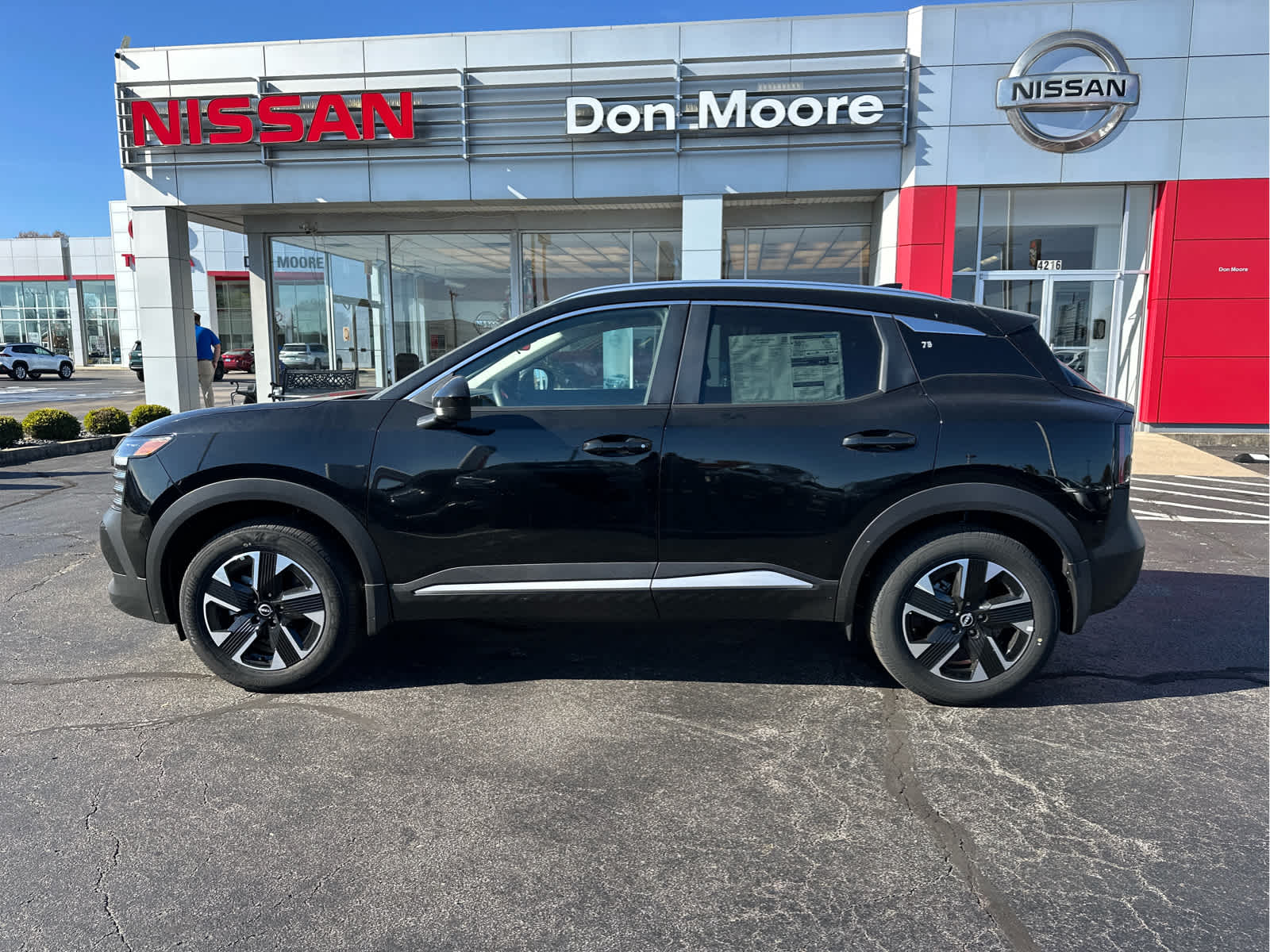 2025 Nissan Kicks SV