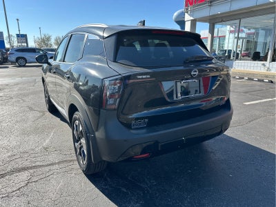 2025 Nissan Kicks SV